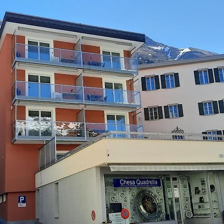 Chesa Quadrella Zimmer Mit Kuechenzeile Inklusive Bergbahnen Im Sommer-Ausser Studio Pontresina Bagian luar foto